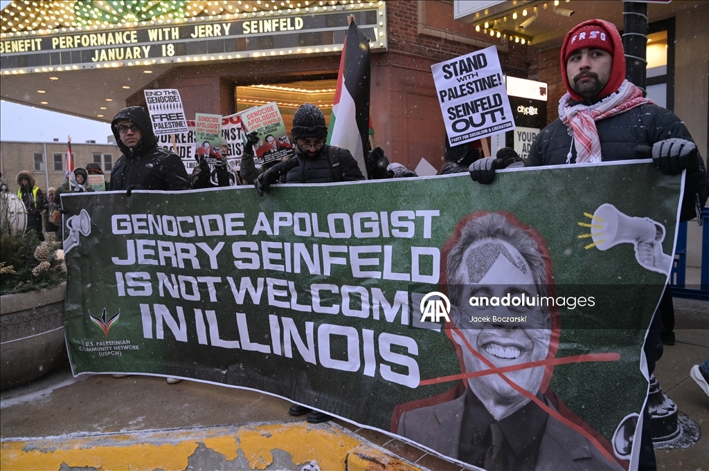 Пропалестинские активисты в США протестуют против шоу комика Джерри Сейнфелда