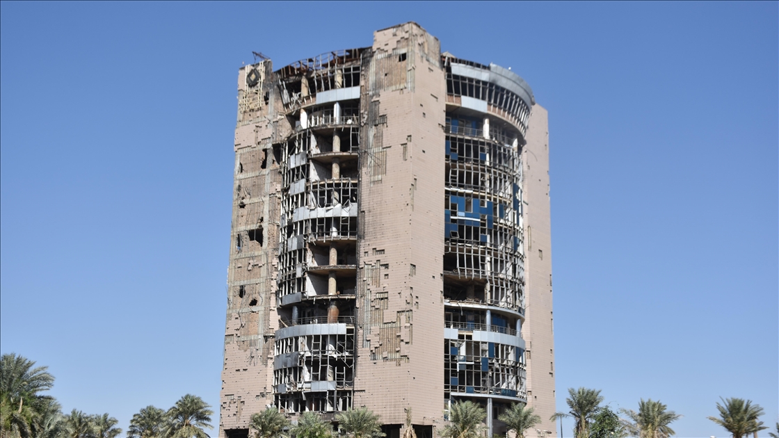 Sudan'ın başkenti Hartum'daki önemli kamu kurumları HDK tarafından kışlaya ve hapishaneye çevrildi