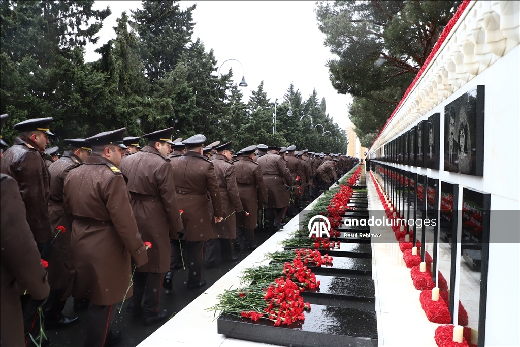 Азербайджан отмечает годовщину «Кровавого января»