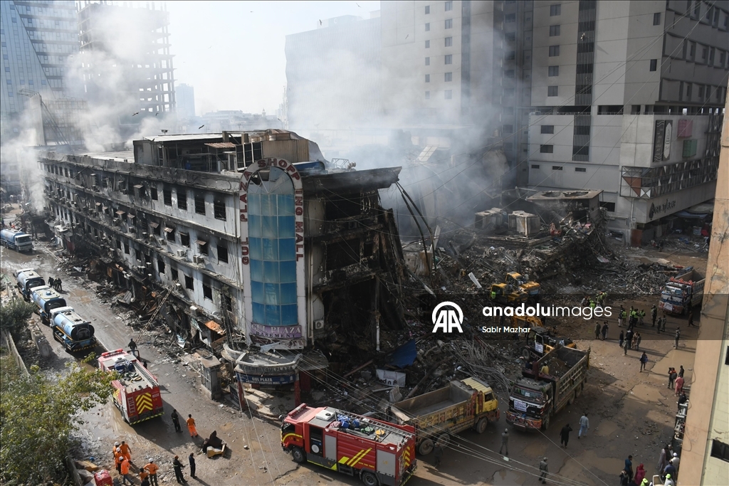 Жертвами пожара в Пакистане стали десятки человек