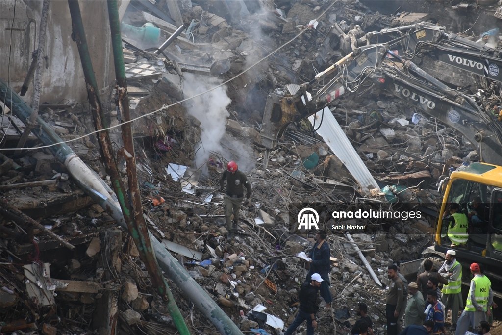 Жертвами пожара в Пакистане стали десятки человек