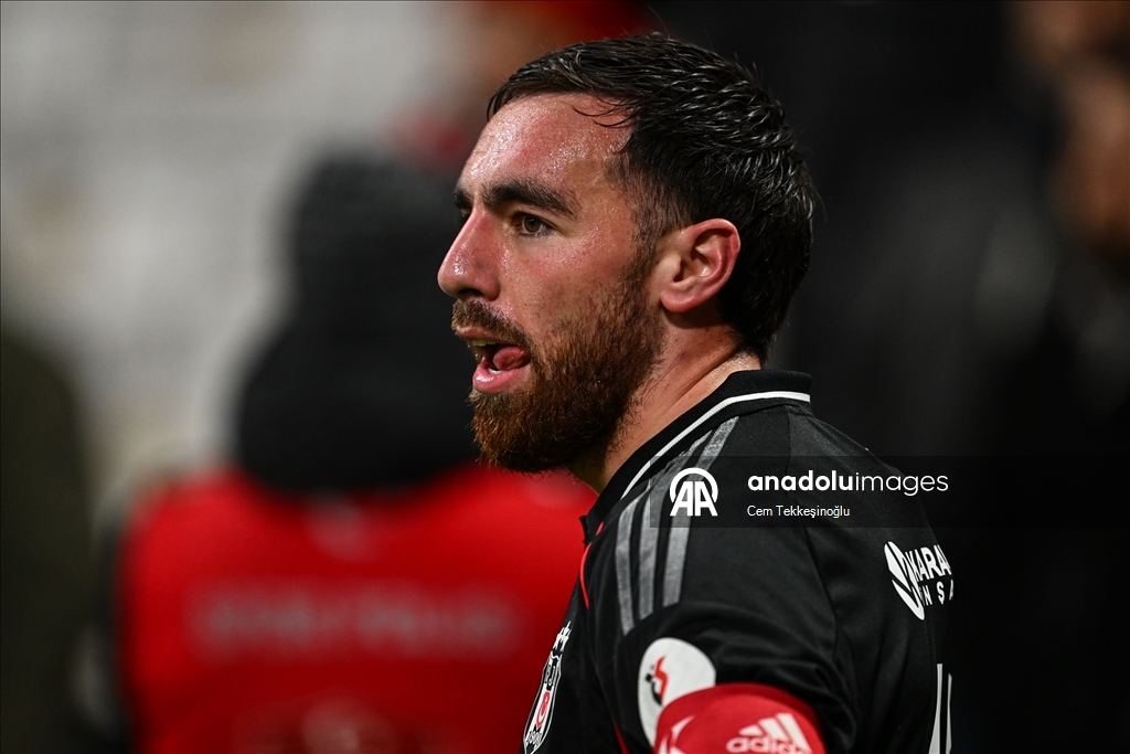 قدم.. بشيكطاش ينتزع فوزا مثيرا أمام قيصري سبور