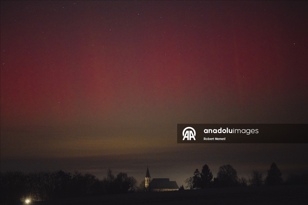 Над Венгрией появилось Северное сияние