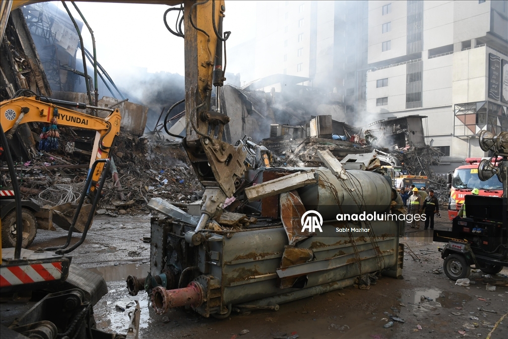 Жертвами пожара в Пакистане стали десятки человек