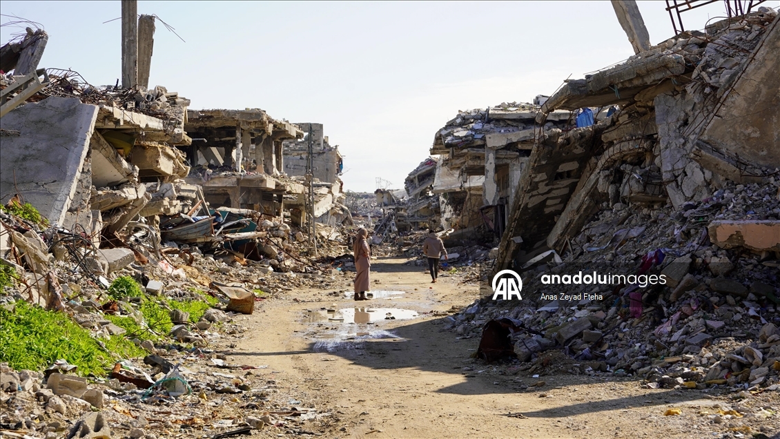 İsrail’in harabeye çevirdiği Cibaliye Mülteci Kampı’nda günlük yaşam