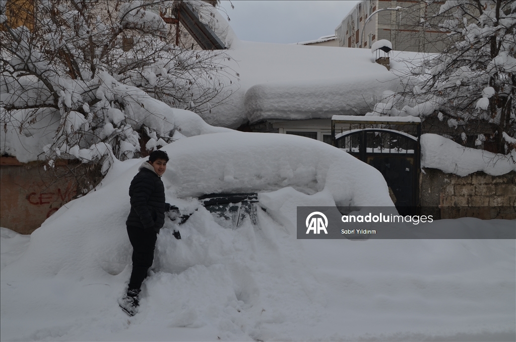 Muş'ta kar etkili oldu