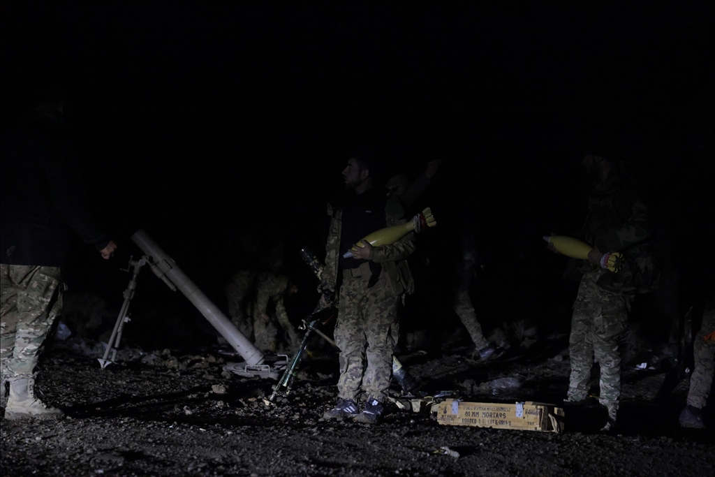 "قسد" يشتبك مع الجيش السوري لمنع تسليم سجن في الرقة