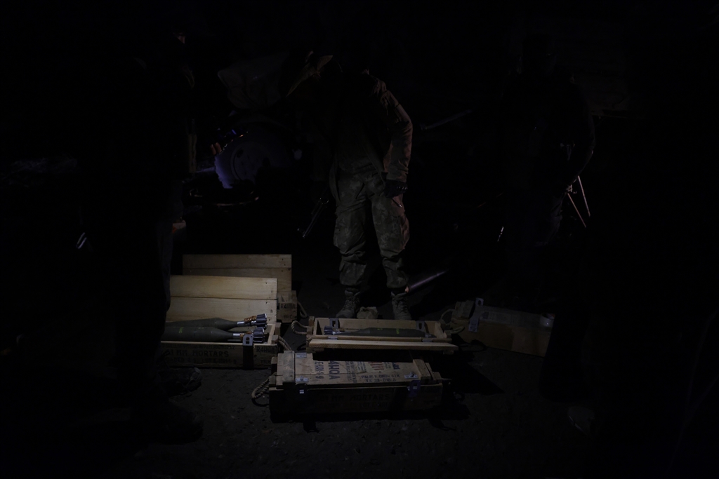 "قسد" يشتبك مع الجيش السوري لمنع تسليم سجن في الرقة