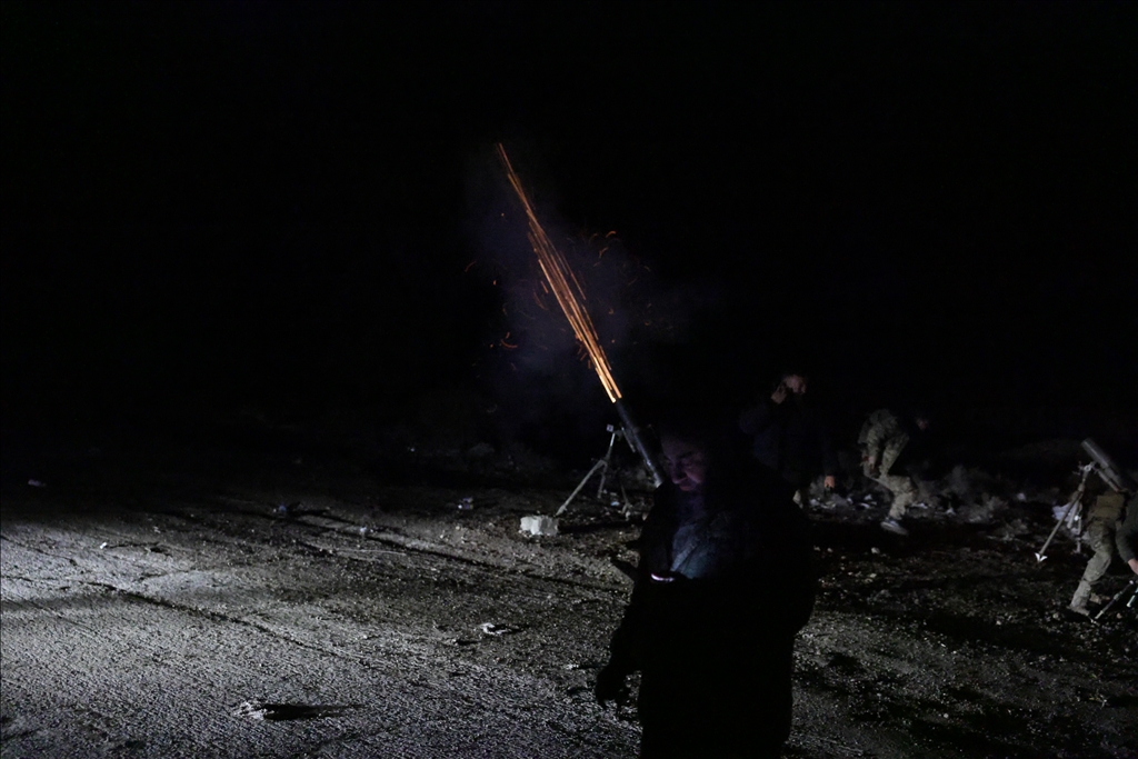 "قسد" يشتبك مع الجيش السوري لمنع تسليم سجن في الرقة