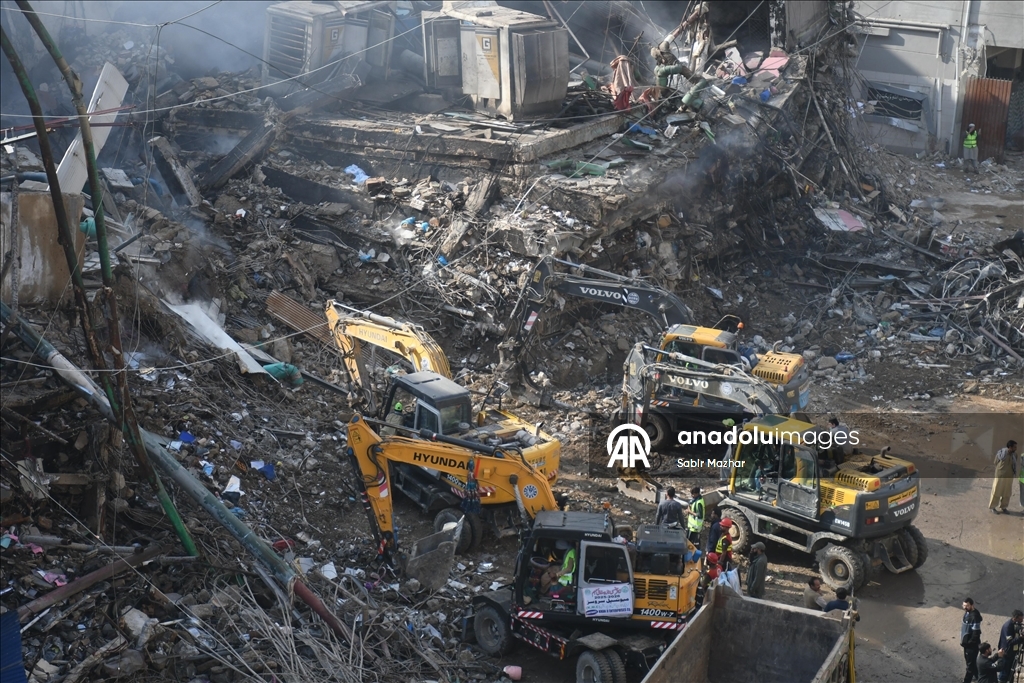 Жертвами пожара в Пакистане стали десятки человек