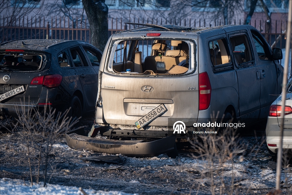 Киев подвергся ракетно-дроновой атаке