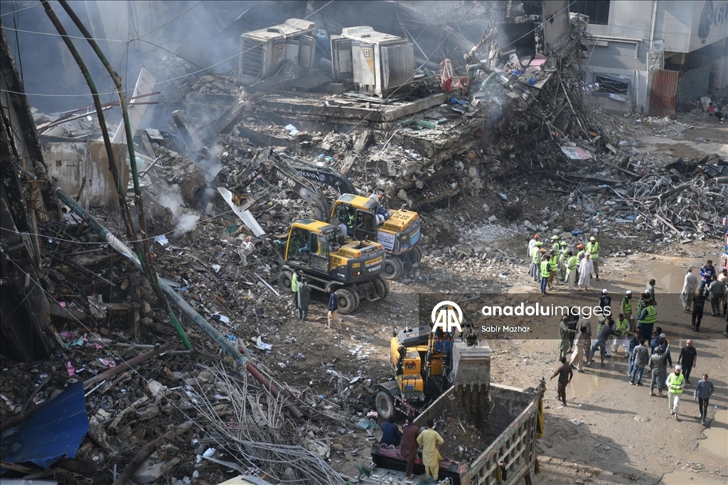 Жертвами пожара в Пакистане стали десятки человек