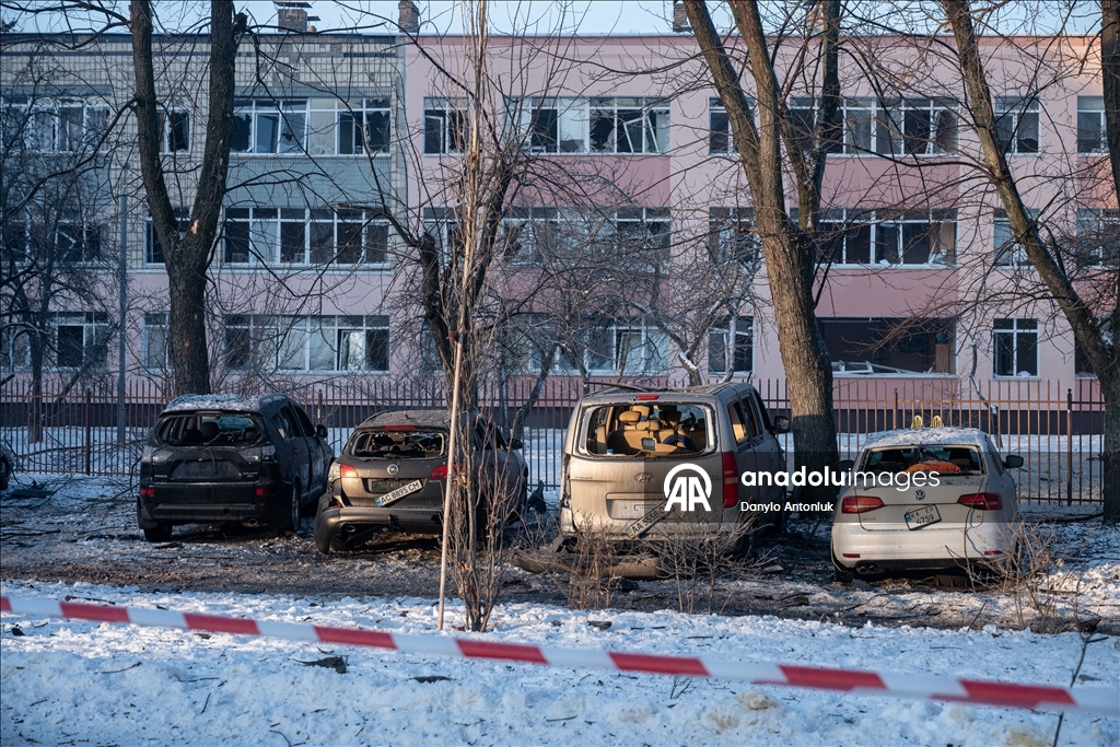 Киев подвергся ракетно-дроновой атаке