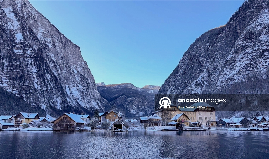 Зимняя магия города Хальштатт в Австрии