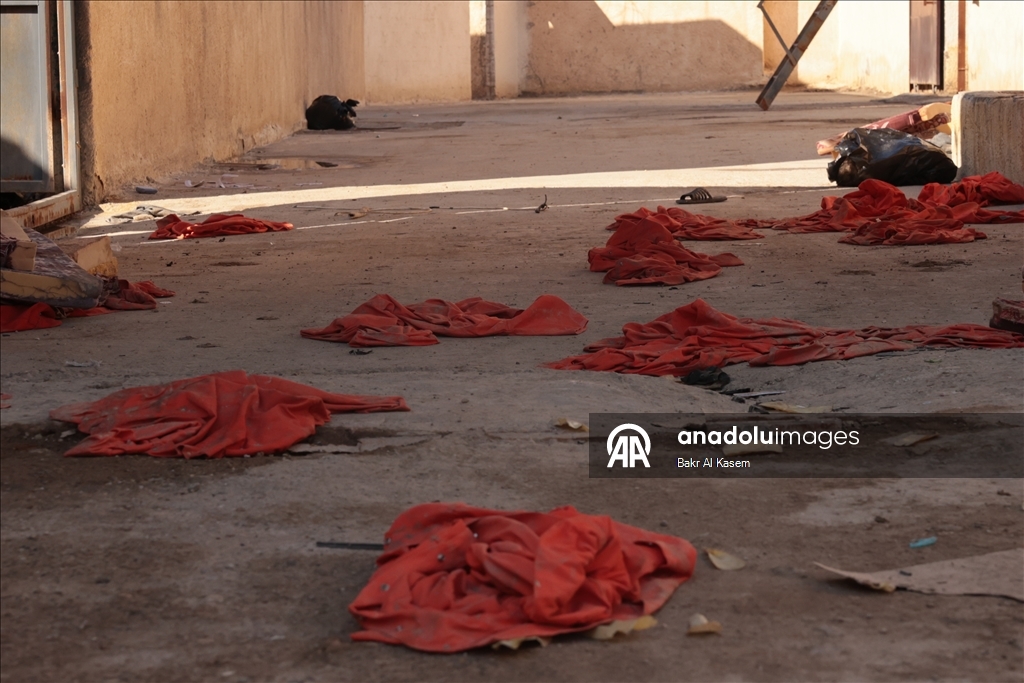 Агентство «Анадолу» зафиксировало тюрьму в городе Шеддади на севере Сирии, где террористическая организация YPG/SDG освободила боевиков ДЕАШ