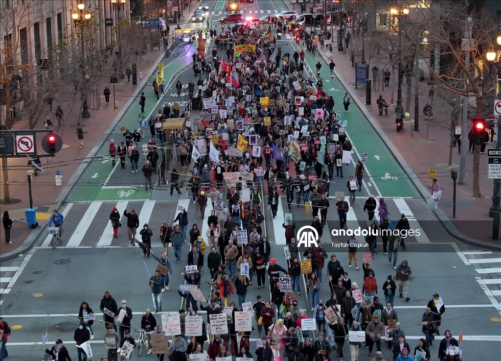 В Калифорнии прошли протесты против Трампа