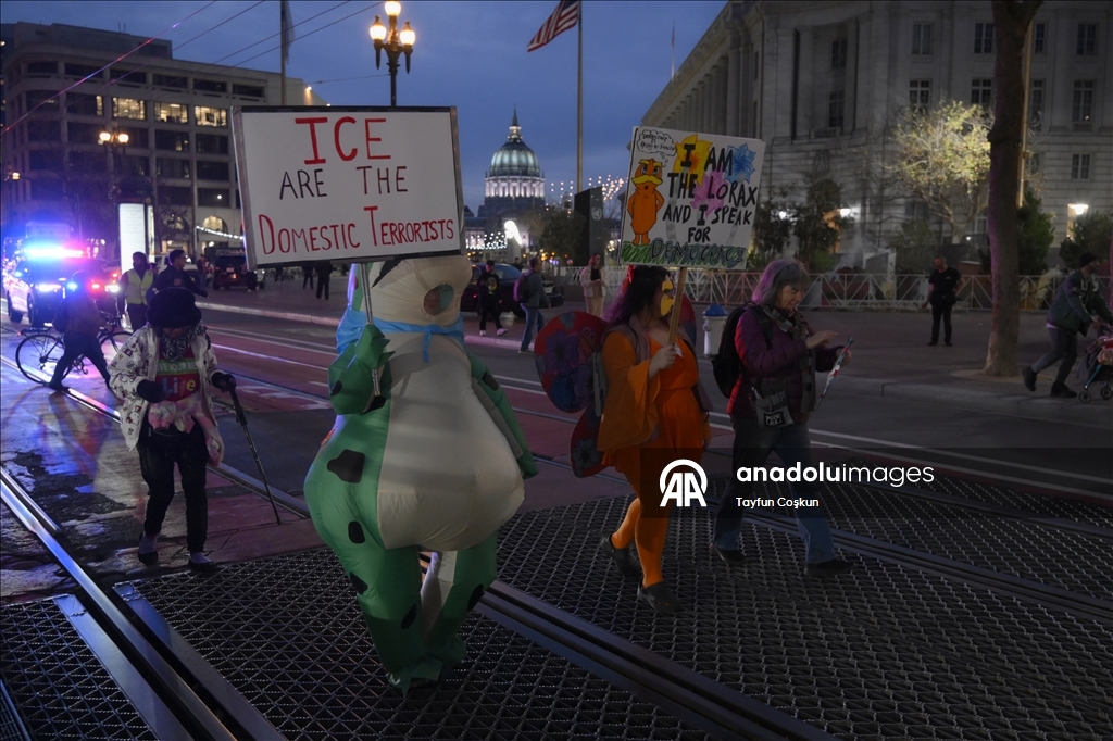 В Калифорнии прошли протесты против Трампа