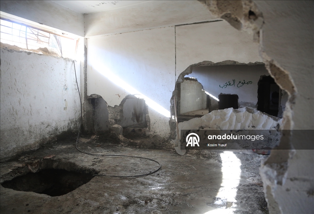 В освобожденной от террористической организации YPG/SDG сирийской провинции Ракка засняты тюрьма и тоннели под стадионом