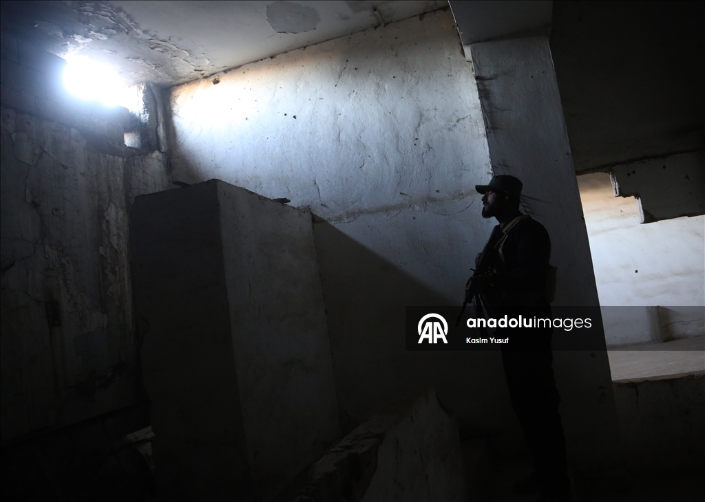 В освобожденной от террористической организации YPG/SDG сирийской провинции Ракка засняты тюрьма и тоннели под стадионом