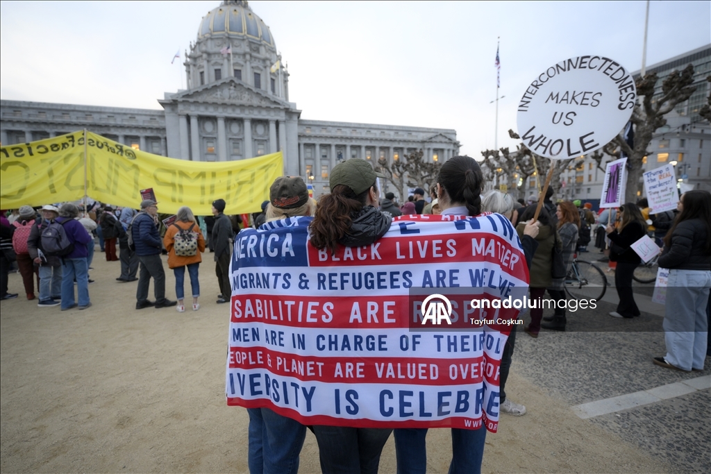 В Калифорнии прошли протесты против Трампа