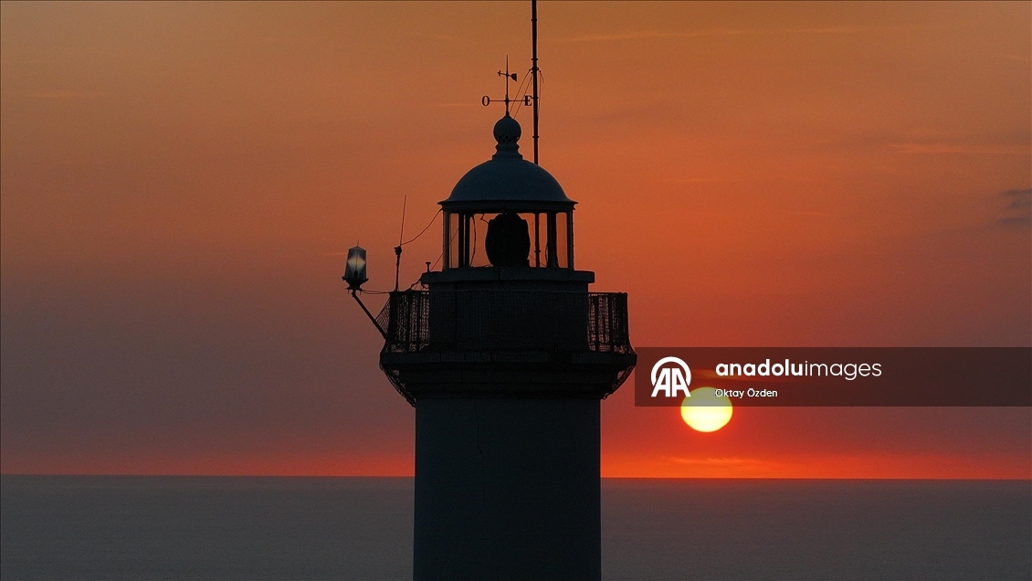 Gelidonya Feneri denizcilere ışık olmayı sürdürüyor