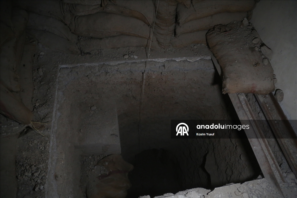 В освобожденной от террористической организации YPG/SDG сирийской провинции Ракка засняты тюрьма и тоннели под стадионом