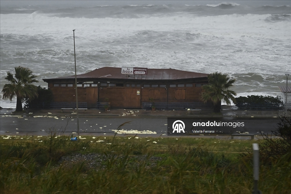 Циклон «Гарри» обрушился на юг Италии