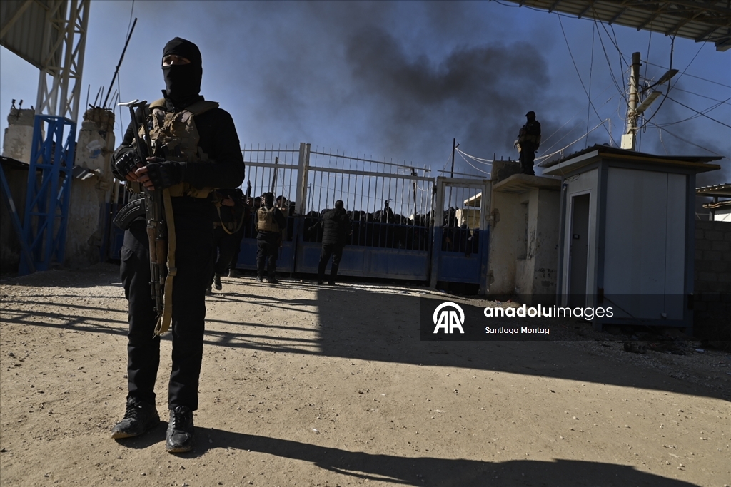 الداخلية السورية تعلن مخيم الهول والسجون المحررة "مناطق محظورة"