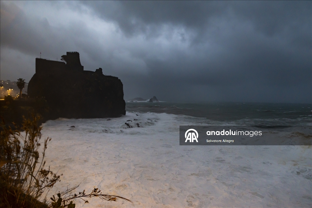В Кальяри продолжается непрекращающаяся непогода