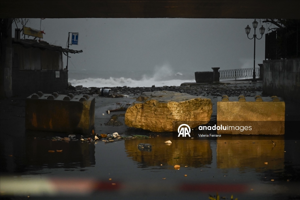 Циклон «Гарри» обрушился на юг Италии