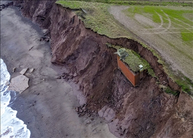 İngiltere'deki nükleer Soğuk Savaş sığınağı uçurumun kenarında