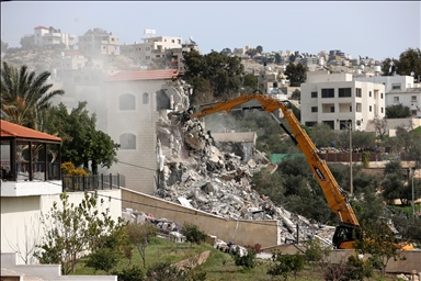الجيش الإسرائيلي يهدم 3 منازل فلسطينية غربي رام الله