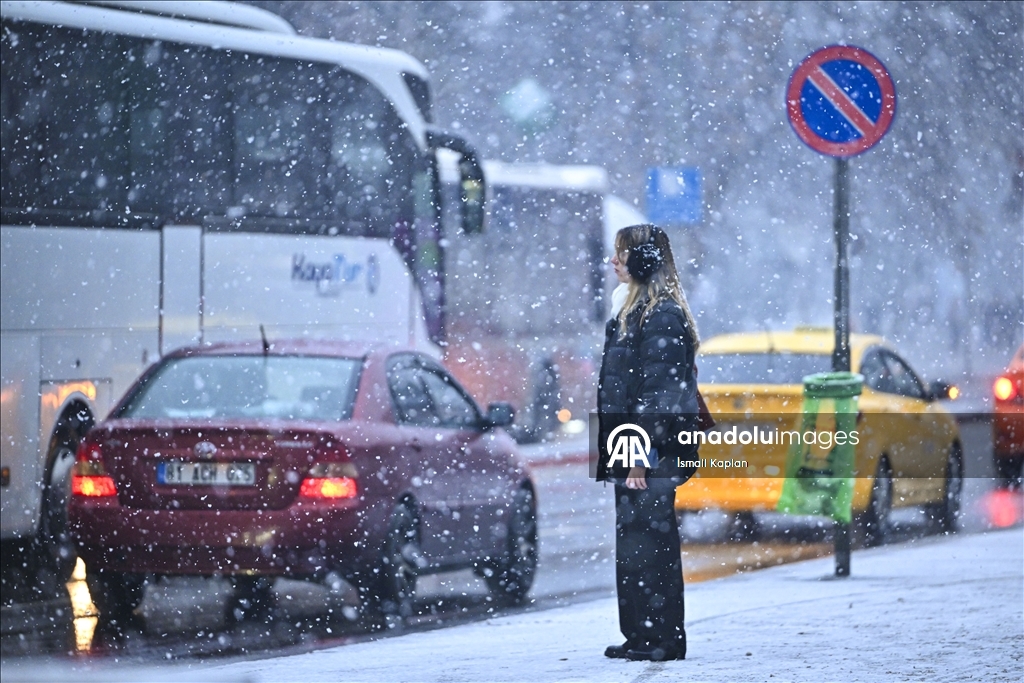 Ankara'da kar yağışı