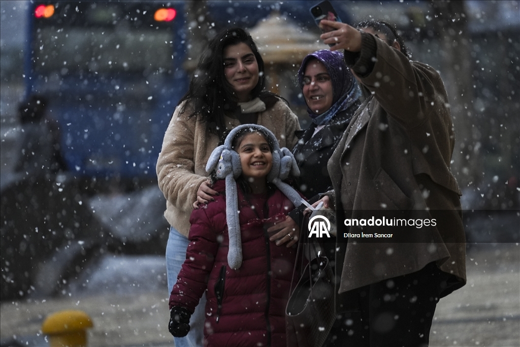 Ankara'da kar yağışı