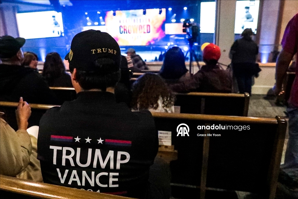 В США прошло мероприятие в рамках серии собраний «Make Heaven Crowded Tour»