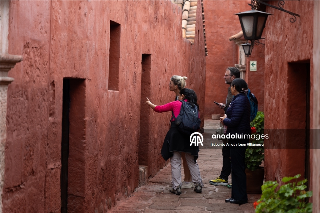 Исторический монастырь в Арекипе принимает тысячи туристов