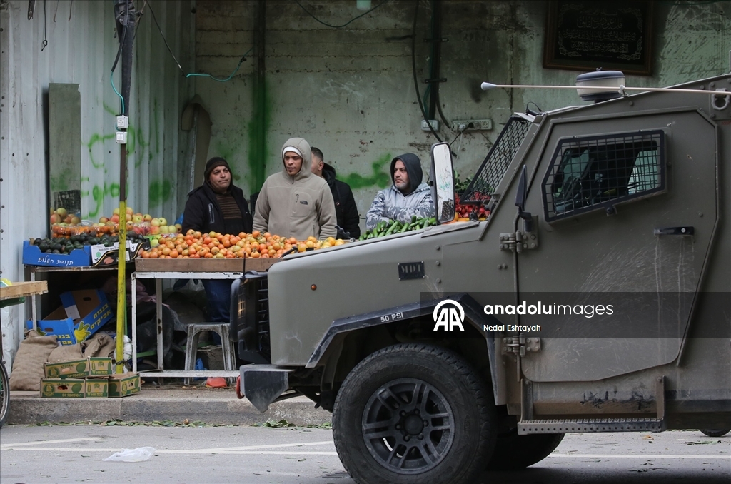 İsrail ordusu Nablus kentine baskın düzenledi