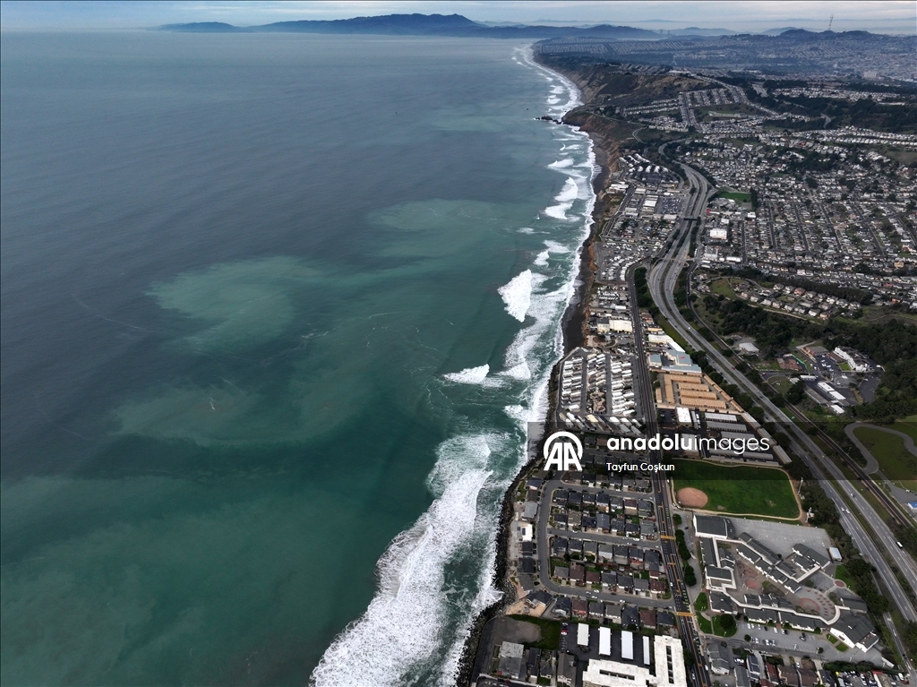 Прибрежные пейзажи города Пацифика в Калифорнии