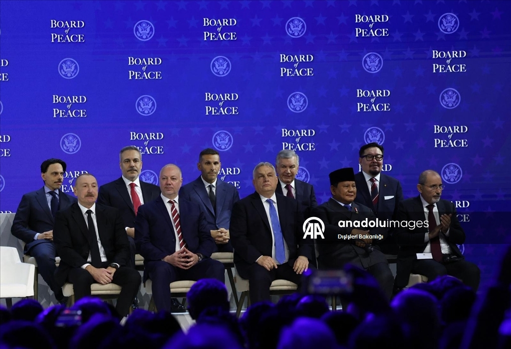 Davos'ta Gazze için Barış Kurulu Şartı imza töreni