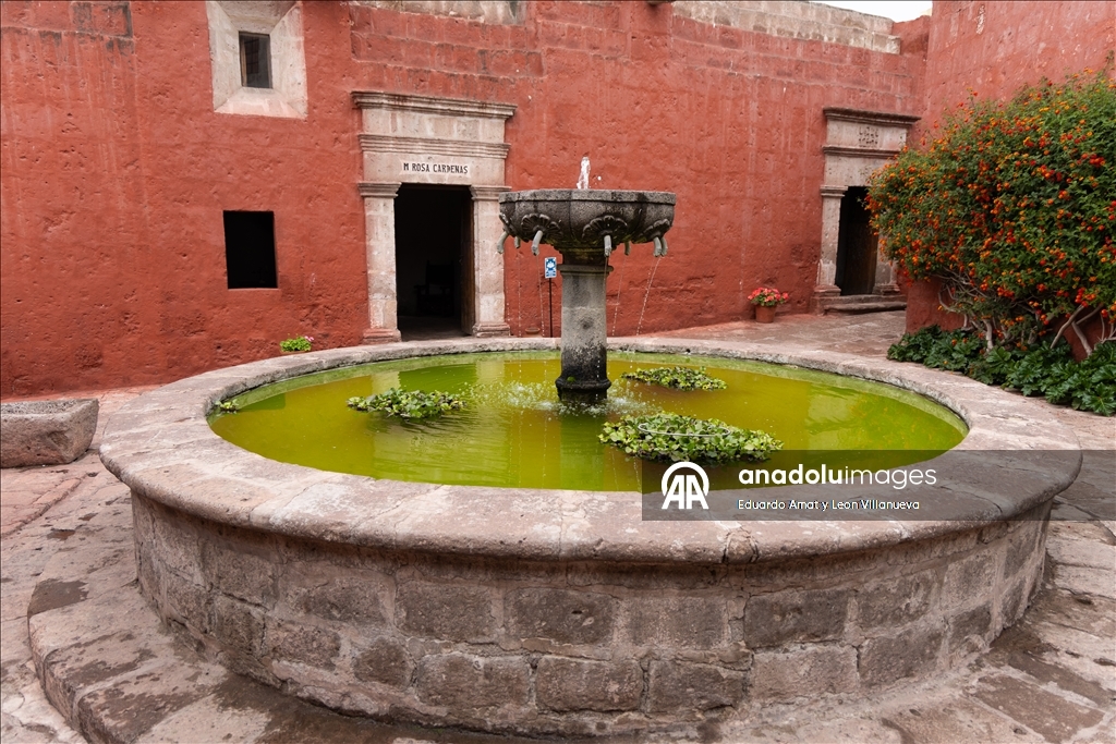 Исторический монастырь в Арекипе принимает тысячи туристов