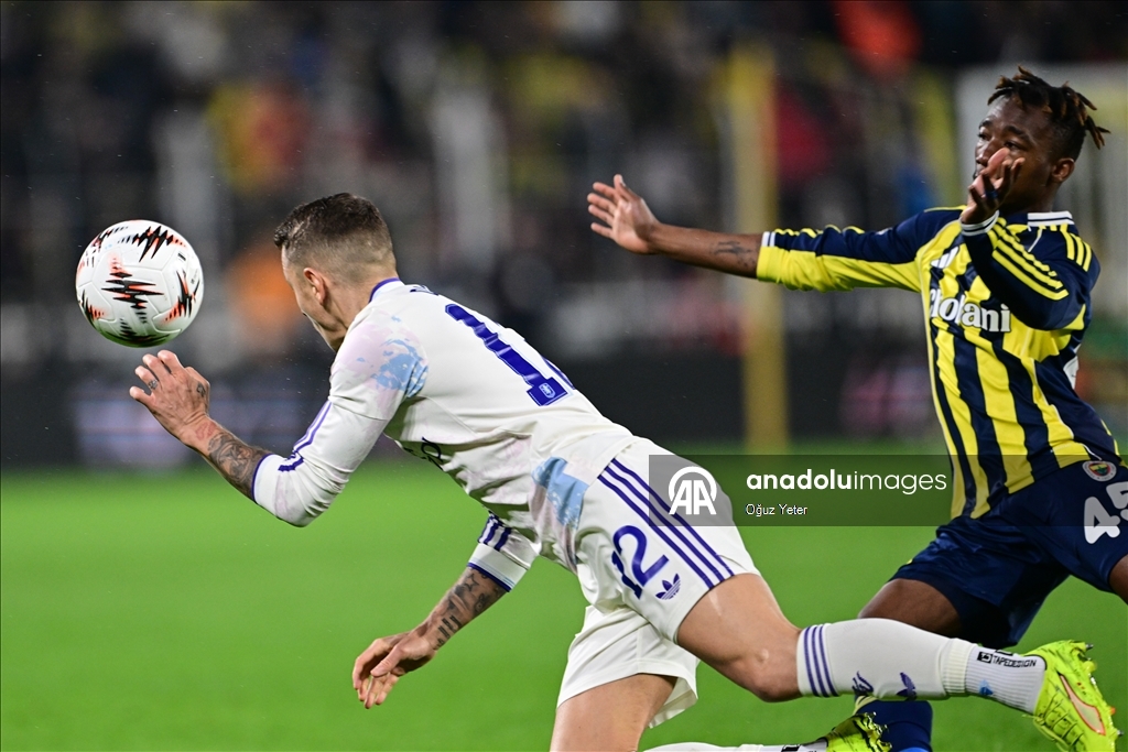 Fenerbahçe - Aston Villa 6