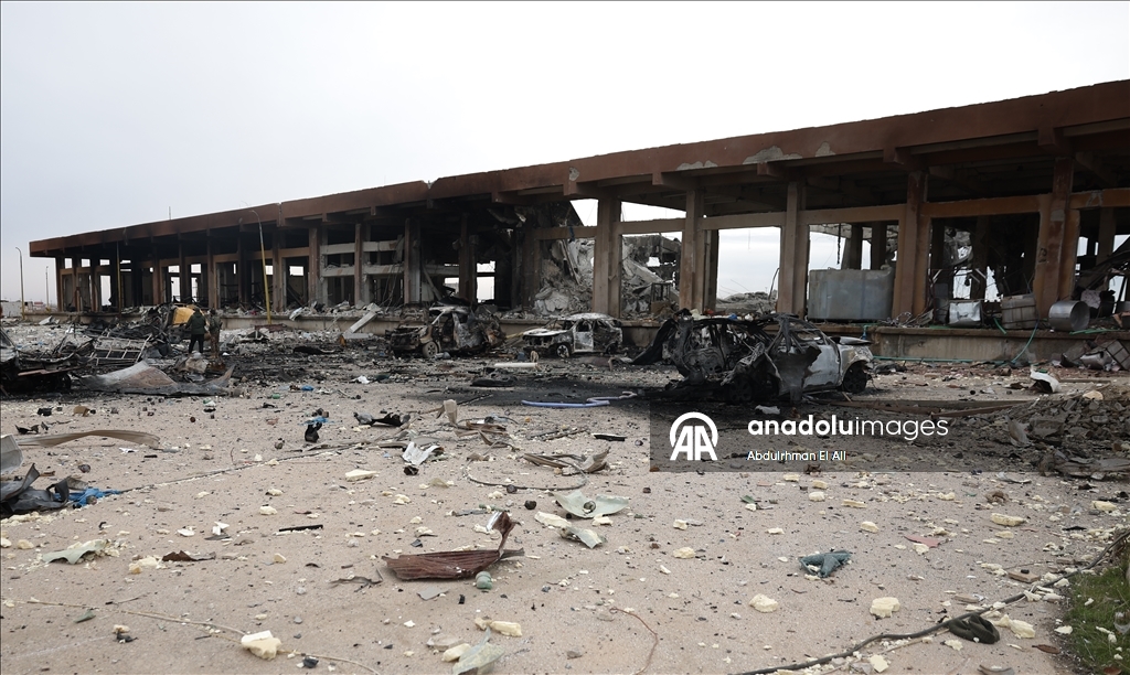 AA, terör örgütü YPG/SDG'nin patlattığı silah deposunu görüntüledi