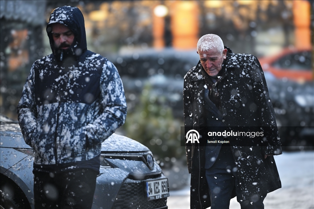 Ankara'da kar yağışı