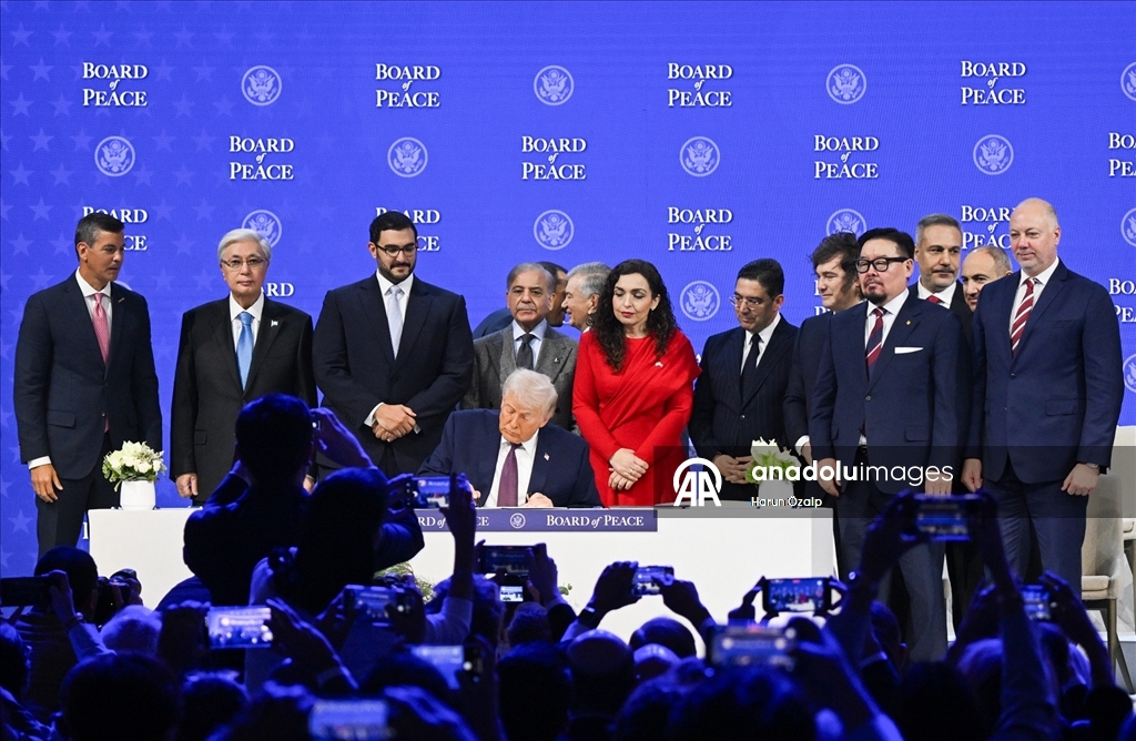 Davos'ta Barış Kurulu toplantısı yapıldı