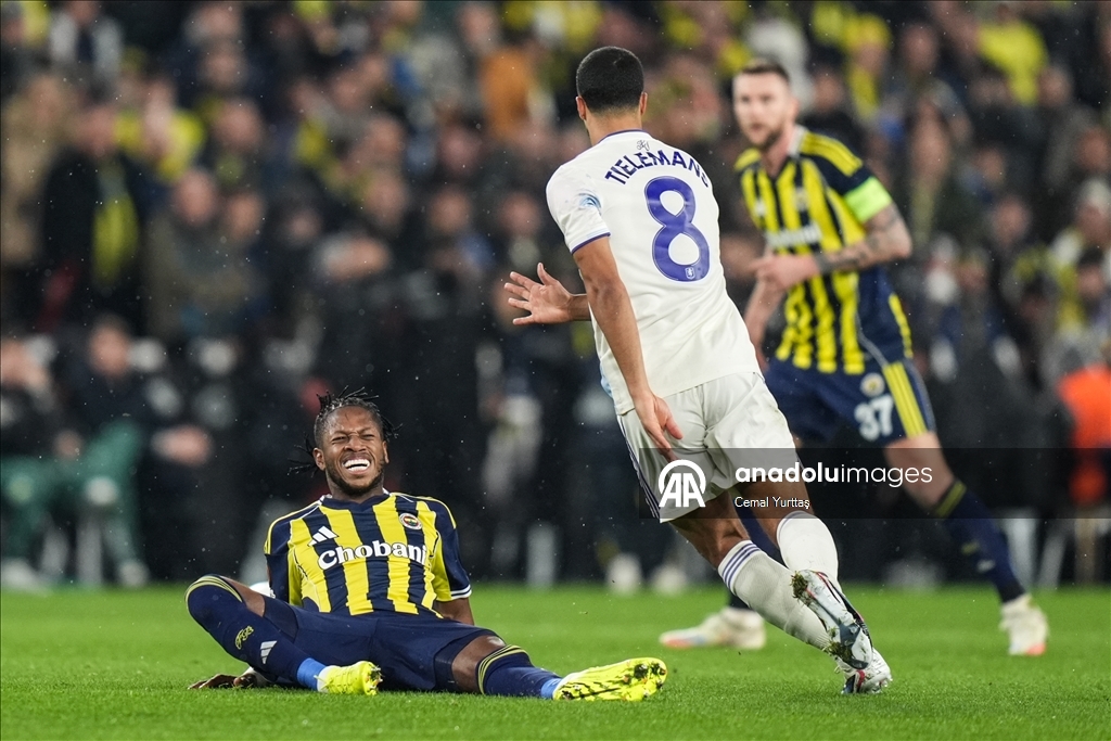 Fenerbahçe - Aston Villa 19