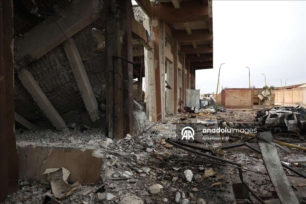 AA, terör örgütü YPG/SDG'nin patlattığı silah deposunu görüntüledi