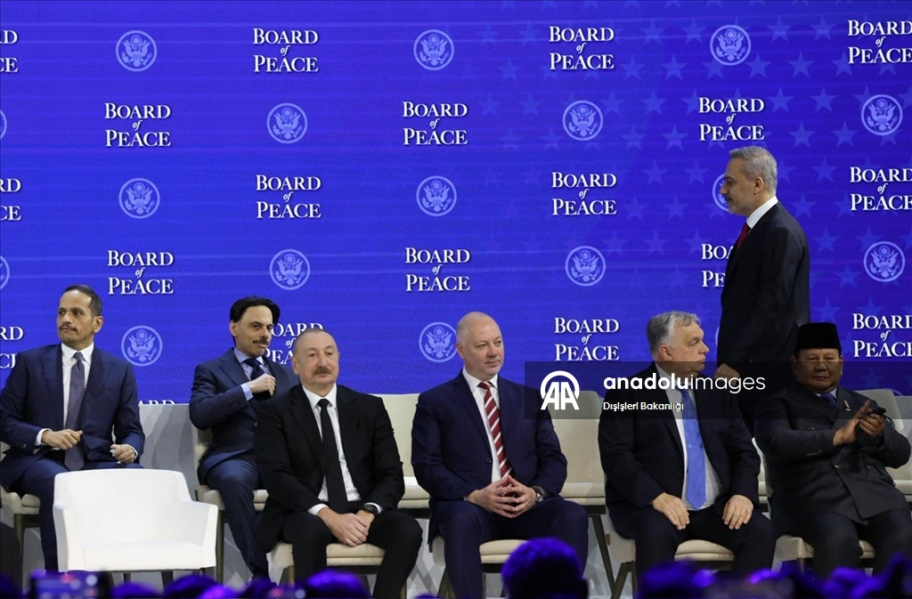 Davos'ta Gazze için Barış Kurulu Şartı imza töreni