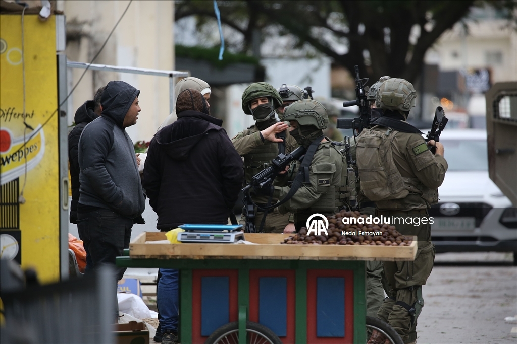İsrail ordusu Nablus kentine baskın düzenledi