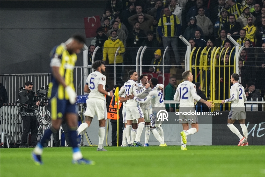 Fenerbahçe - Aston Villa 14