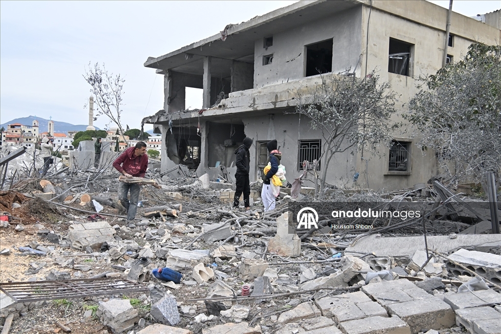 İsrail'in Lübnan'ın güneyine düzenlediği hava saldırıları